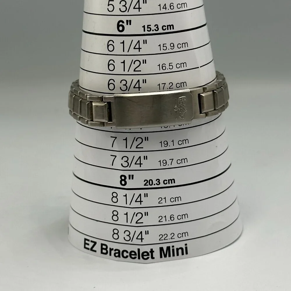 3/$30 Mossimo Watch Women Silver Rectangle Case Date Window New Battery 7.5